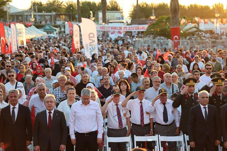 İzmir’de ‘15 Temmuz’ anma etkinliği
