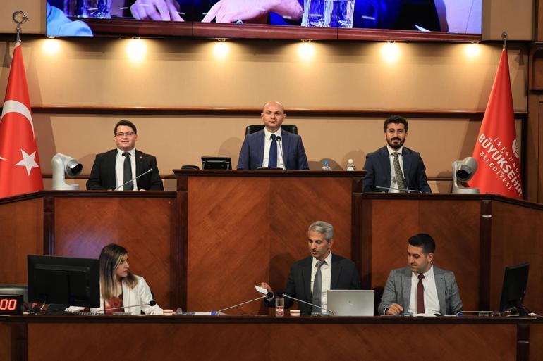 İstanbulda toplu taşımaya yüzde 10 zam teklifi İBB Meclisinde kabul edildi