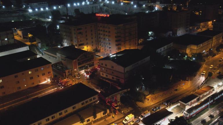 Cerrahpaşa Diş Hekimliği Fakültesi binasında çıkan yangın söndürüldü