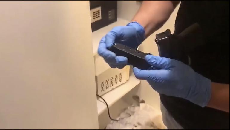 Bağcılar’da uyuşturucu operasyonunda Yan dairedekileri de aldılar mı deyince 5 firari hükümlü yakalandı