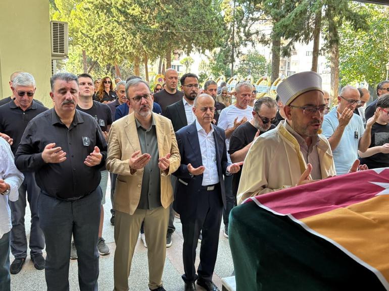 Aziz Üstel, İzmirde son yolculuğuna uğurlandı