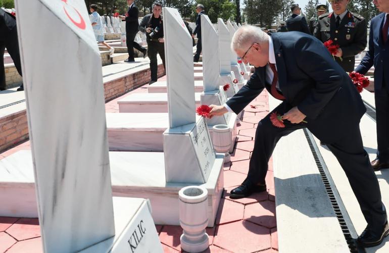 Milli Savunma Bakanı Yaşar Güler, KKTC’de