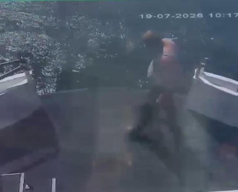 Haliç’te tur teknesinden denize düşerek yaşamını yitiren personelin yeni görüntüsü ortaya çıktı