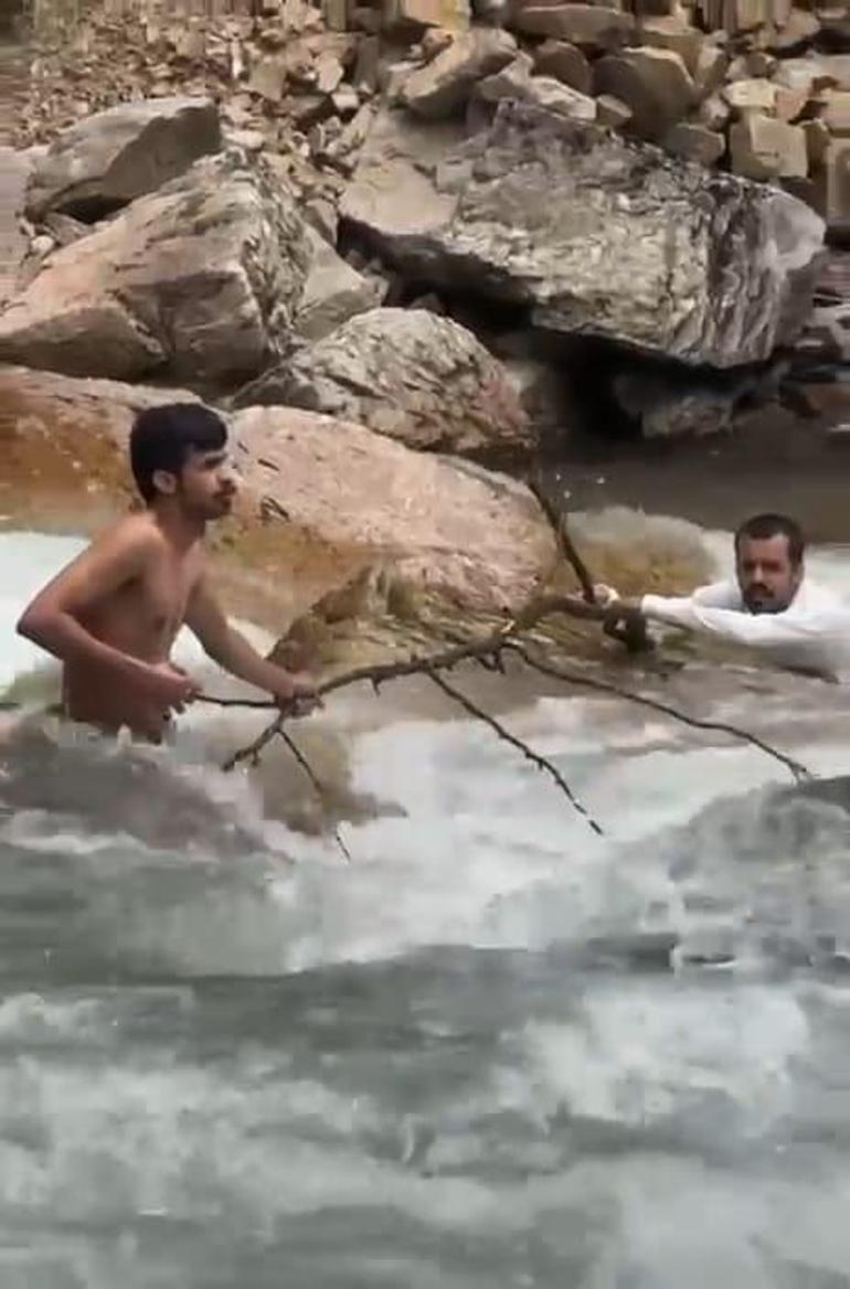 Suudi turist, fotoğraf çekilmek istediği derede boğuldu; o anlar kamerada