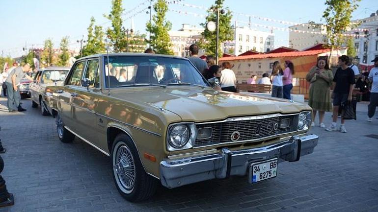Topkapı Kaleiçi Meydanı’nda ‘Nostalji Günleri’ ziyaretçilerini ağırlıyor