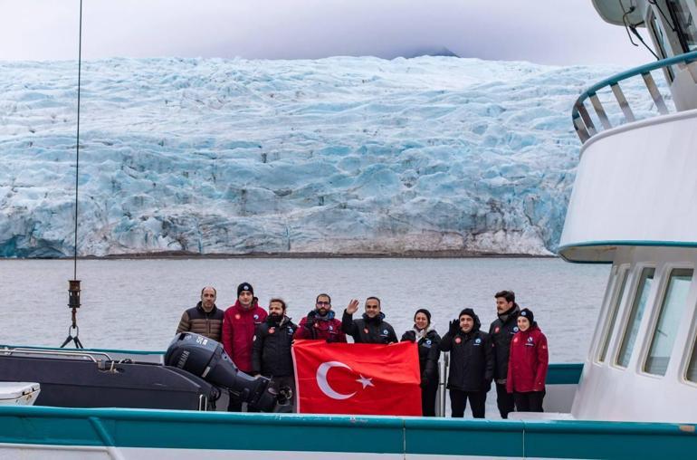 Bakan Kacır, 6ncı Ulusal Arktik Bilim Seferine katıldı