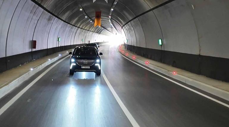 Bakan Uraloğlu: Yalova-Armutlu Yolu seyahat süresini 1 saatten 30 dakikaya düşürdük