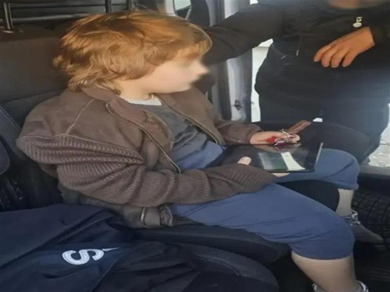 Nazarı, Alman annesinden saklayan babaanne tanınmasın diye ‘Ahmet’ diye hitap etmiş
