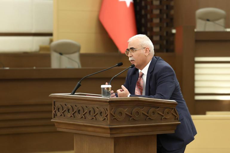 Anayasa Mahkemesi Başkanı Kadir Özkaya 111. dönem kaymakam adaylarıyla bir araya geldi