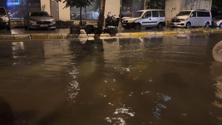 İstanbul’da sağanak etkili oluyor