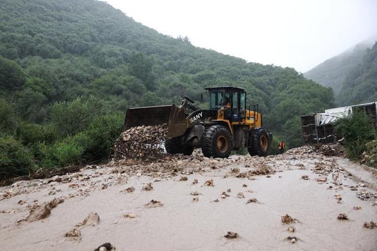 Çinin Gansu eyaletinde arama kurtarma çalışmaları devam ediyor