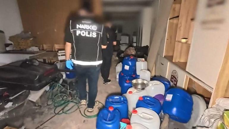 Zeytinburnunda operasyon: 115,5 kilo uyuşturucu hammaddesi ele geçirildi