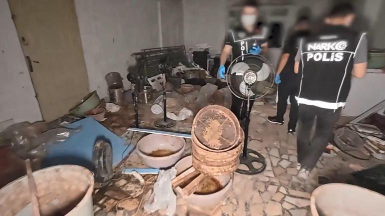 Zeytinburnunda operasyon: 115,5 kilo uyuşturucu hammaddesi ele geçirildi
