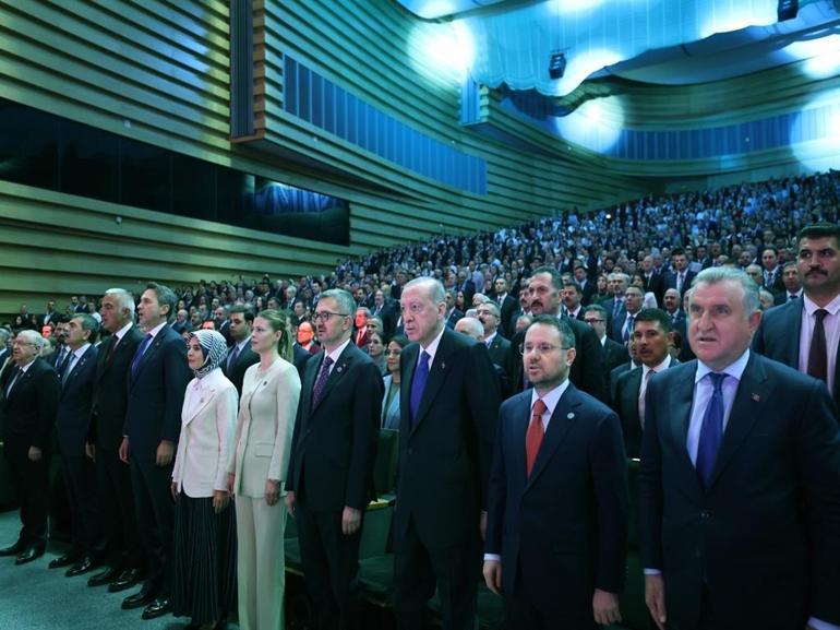 Cumhurbaşkanı Erdoğan: Depremi kullanarak fırsatçılık yapanlar adalete hesap veriyor