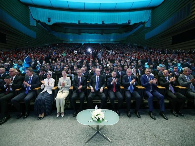 Cumhurbaşkanı Erdoğan: Depremi kullanarak fırsatçılık yapanlar adalete hesap veriyor