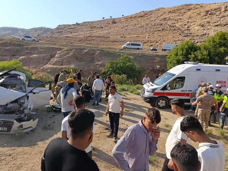 Şırnakta otomobil şarampole devrildi: 2 ölü, 2 ağır yaralı