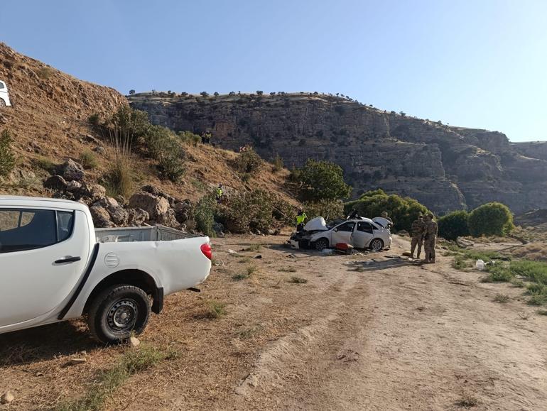 Şırnakta otomobil şarampole devrildi: 2 ölü, 2 ağır yaralı