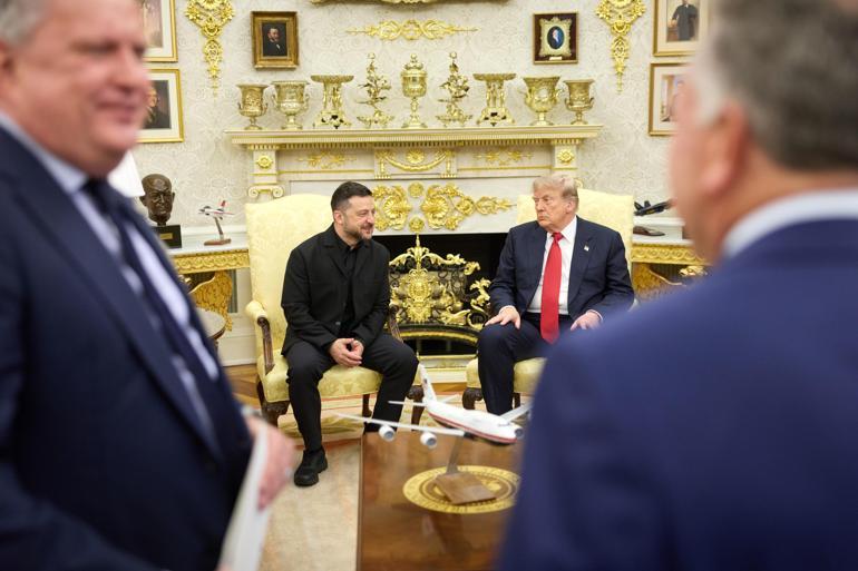 Trump, Zelenskiy ile Beyaz Sarayda görüştü