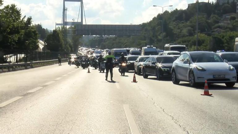 Sarıyer TEM Otoyolu’nda midibüs devrildi; 13 yaralı