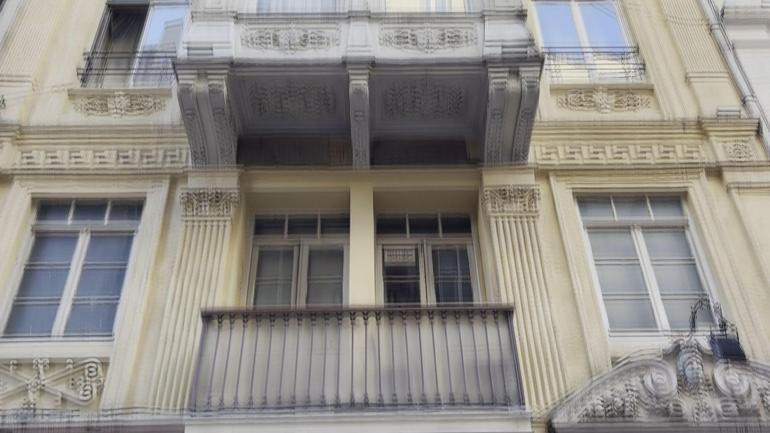 Taksimde alışveriş merkezindeki lokantada çıkan yangın söndürüldü