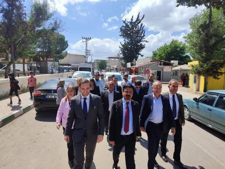 Hatayda CHPden 54 kişi istifa etti