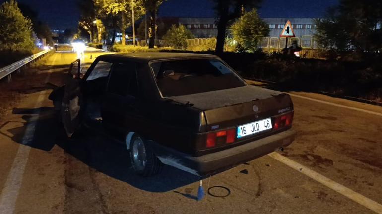 Bursada ağaca çarpan otomobilin sürücüsü yaralandı