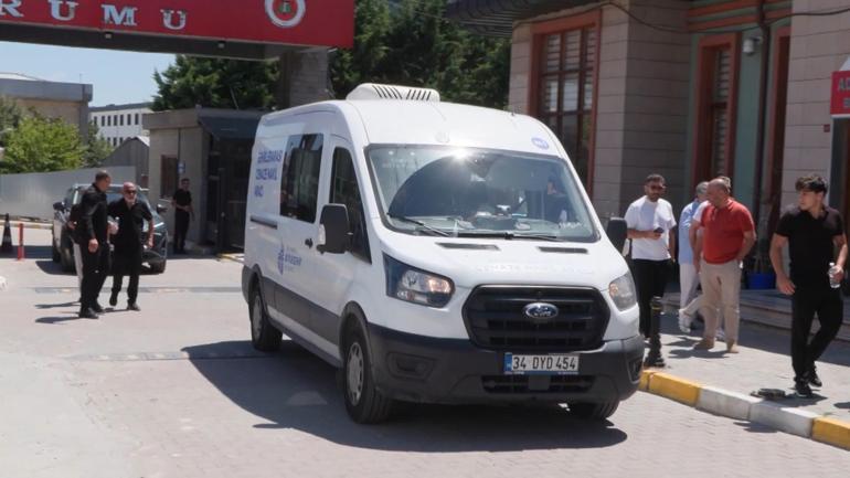 Los Angelesta evlerinde ölü bulunan çiftin cenazeleri Türkiyede toprağa verildi
