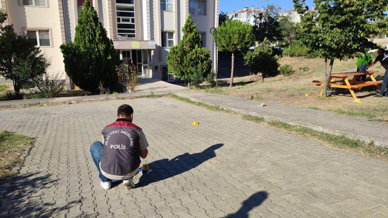 Edirne’de komşular arası silahlı kavga: 1’i ağır 3 yaralı