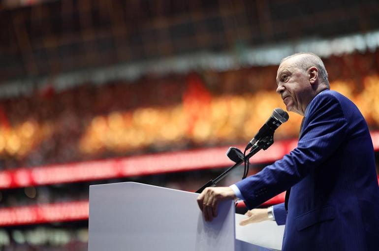 Cumhurbaşkanı Erdoğan: Türkiyenin hayrına olacak her işe kulp takma telaşında olanlar TÜGVAnın önünü kapatmak istiyor