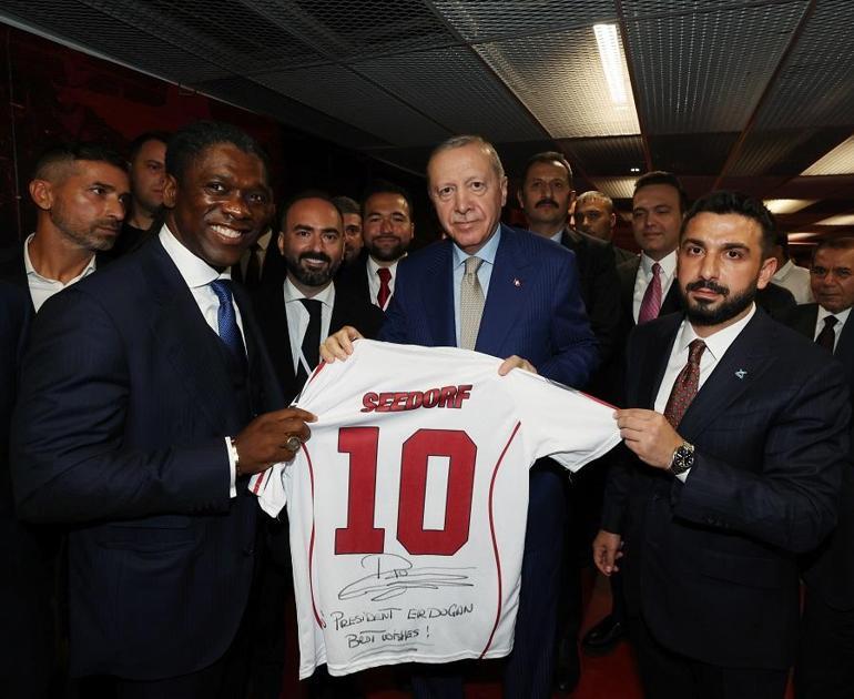 Cumhurbaşkanı Erdoğan: Türkiyenin hayrına olacak her işe kulp takma telaşında olanlar TÜGVAnın önünü kapatmak istiyor