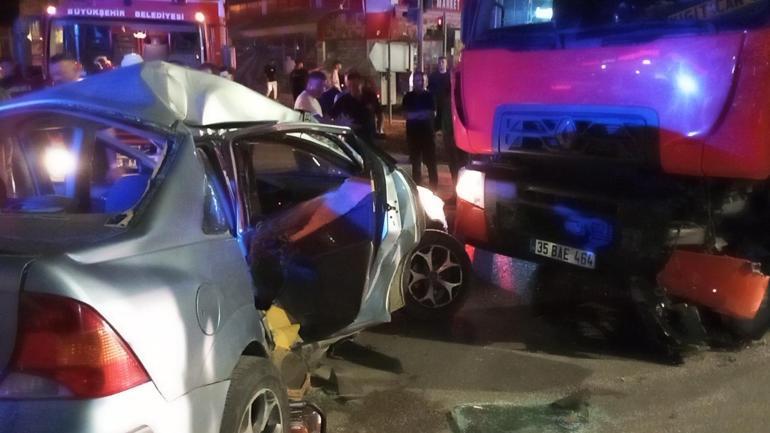 Samsunda kamyon, otomobile çarptı: 3 yaralı