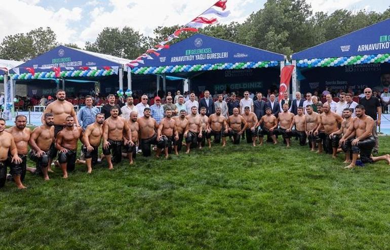 Arnavutköy Yağlı Güreşleri’nde 578 pehlivan er meydanında buluştu