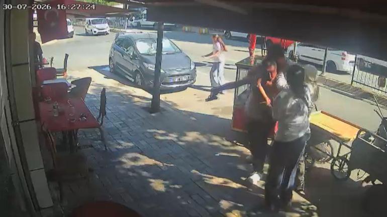 Bayrampaşa’da 1 kişinin öldüğü laf atma kavgasının güvenlik kamerası görüntüleri ortaya çıktı