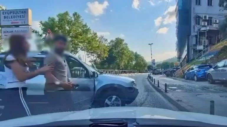 Eyüpsultanda trafikte tartıştığı sürücünün önünü kesti: Canım burnumda, kafanı keserim