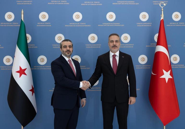 Bakan Fidan, Suriye Dışişleri Bakanı Şeybani ile görüştü