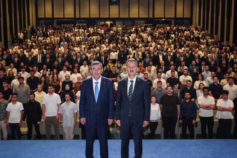 Cevdet Yılmaz: Milli Yetkinlik Hamlesi ile küresel bir yetenek ağı oluşturuyoruz Cevdet Yılmaz: Milli Yetkinlik Hamlesi ile küresel bir yetenek ağı oluşturuyoruz