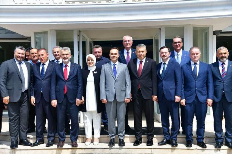 Bakan Kacır: Son 23 yılda örnek kalkınma hamlesine imza attık