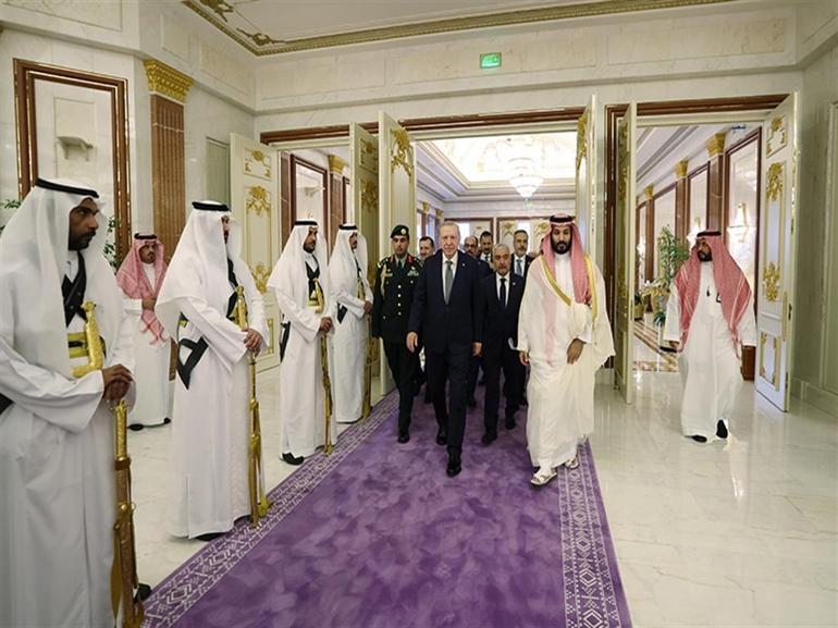 Cumhurbaşkanı Erdoğan, Suudi Arabistan Veliaht Prensi Muhammed Bin Selman ile görüştü