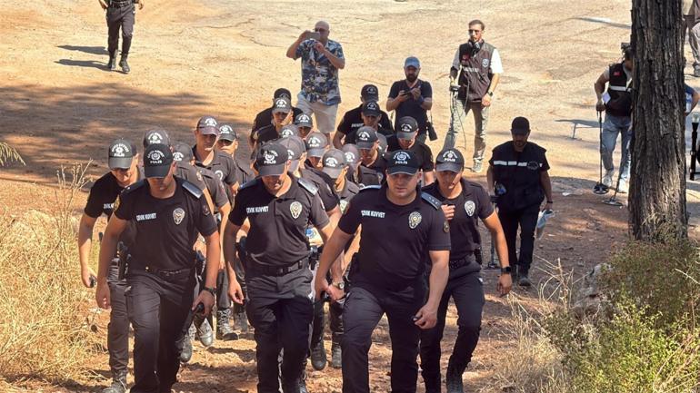 Suikast timindeki FETÖ mensubu Karatepenin gösterdiği bölgede arama