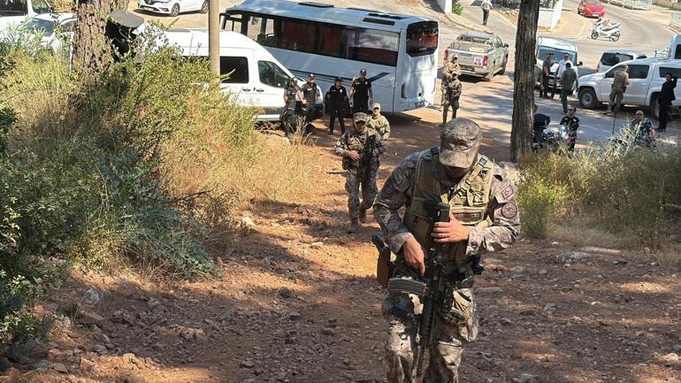 Suikast timindeki FETÖ mensubu Karatepenin gösterdiği bölgede arama