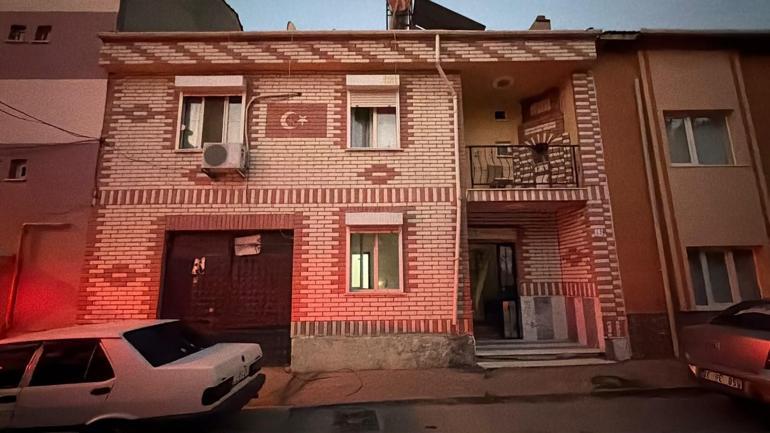 Eskişehirde 1 kişi evinde ölü bulundu