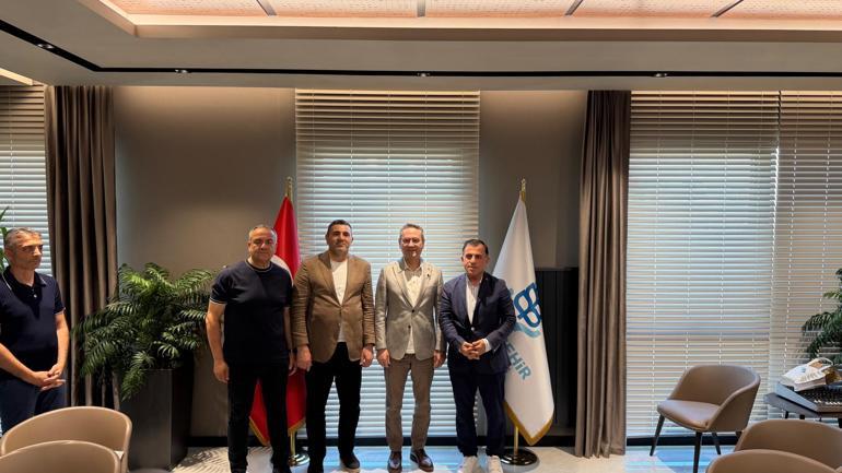 AK Parti İstanbul İl Başkanlığından AK Belediyeciliği Yerinde Gör programı