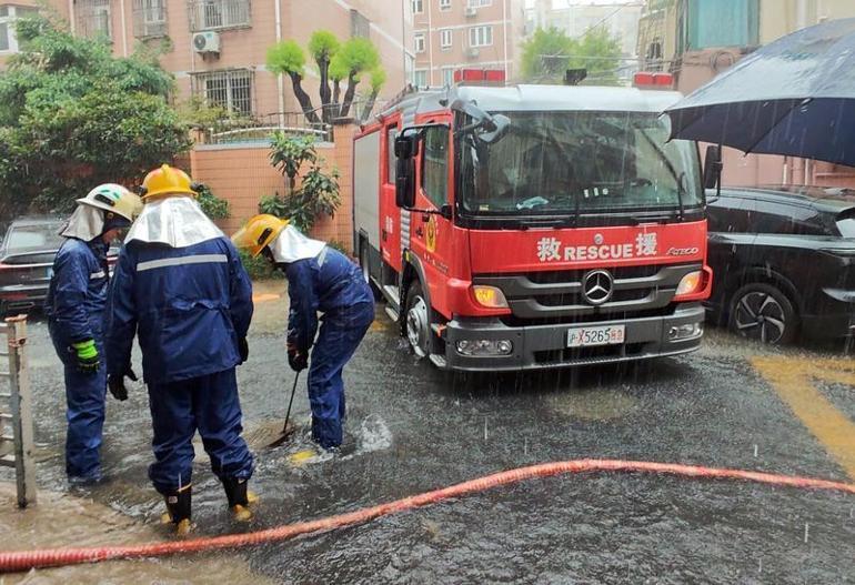 Çinde ‘Dolphin Tayfunu’ nedeniyle 1 milyondan fazla kişi tahliye edildi