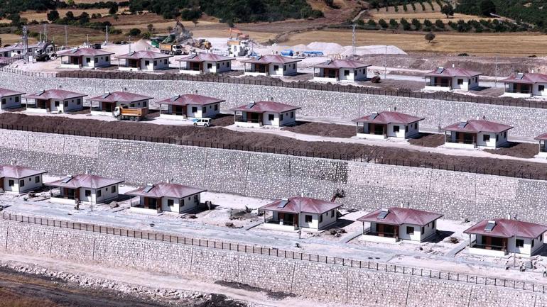 Bakan Kurum’dan Sındırgı depreminin 1.yılı paylaşımı