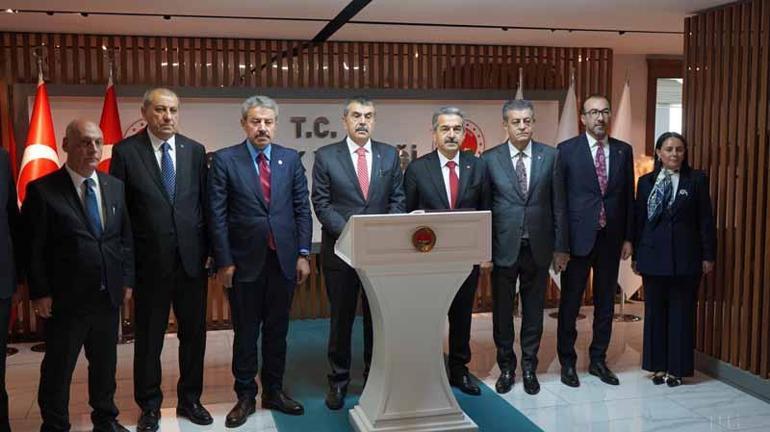Bakan Tekin: Sürecin manipüle edilmesini hep birlikte engellemeliyiz