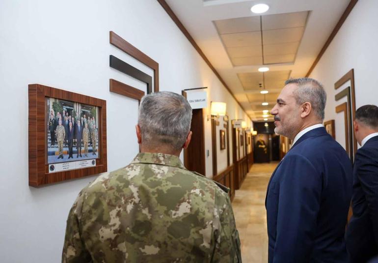 Bakan Fidan, Libyada TSK Görev Grup Komutanlığını ziyaret etti