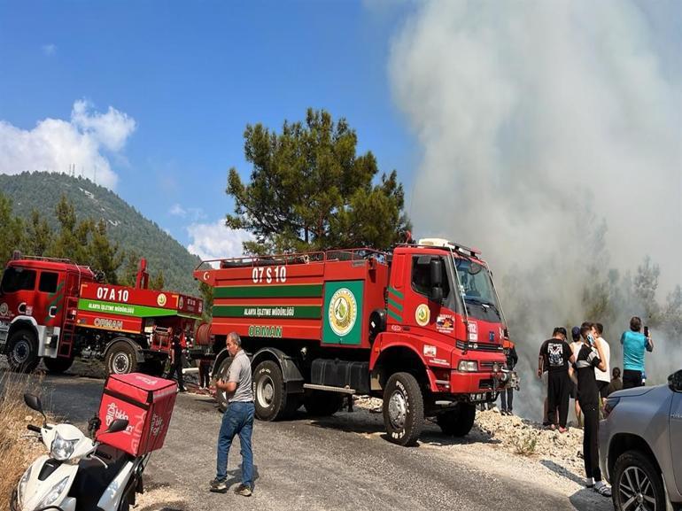 Antalyanın 2 ilçesinde orman yangını