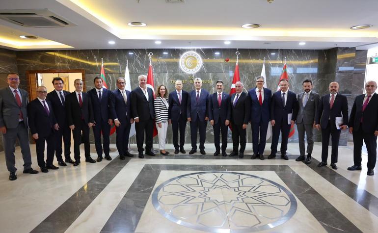 Bakan Bolat, Hizmet İhracatçıları Birliği yönetimini kabul etti