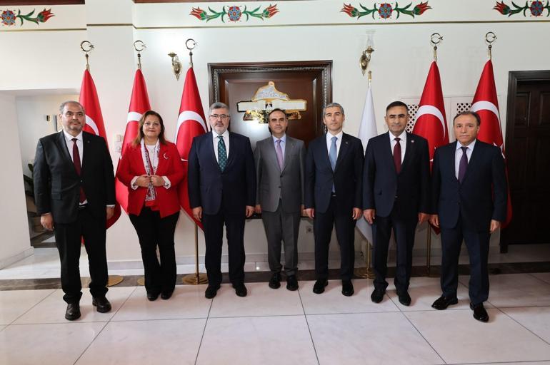 Bakan Kacır: Daha büyük, daha güçlü ve müreffeh bir Türkiye için çalışıyoruz