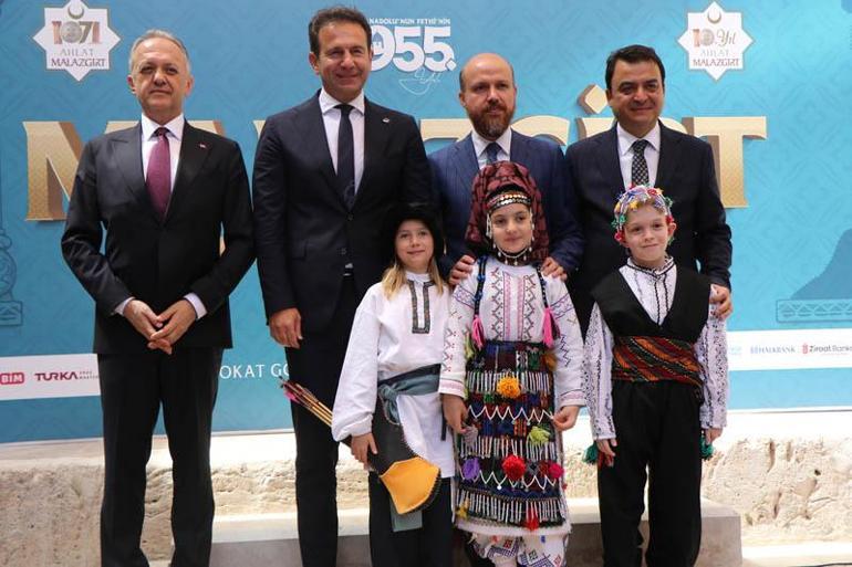 Bilal Erdoğan: Malazgirt ve Çanakkale gelecek bin yılımızın çözümlerini de önümüze koyuyor